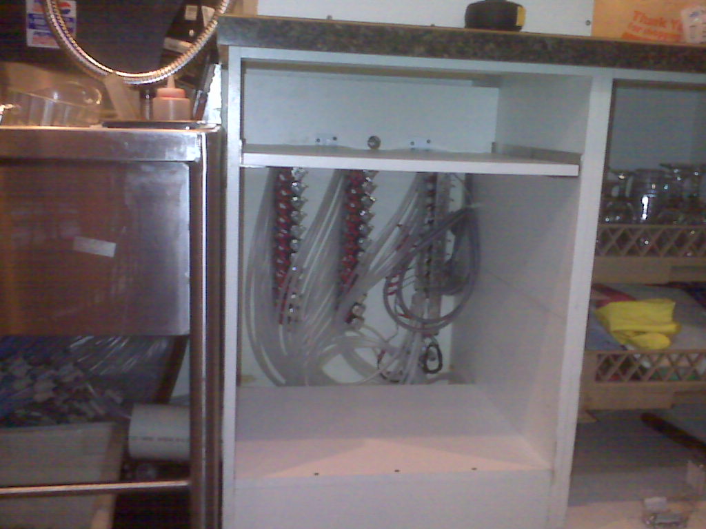 twmi_stn_assembly_1.jpg 68k