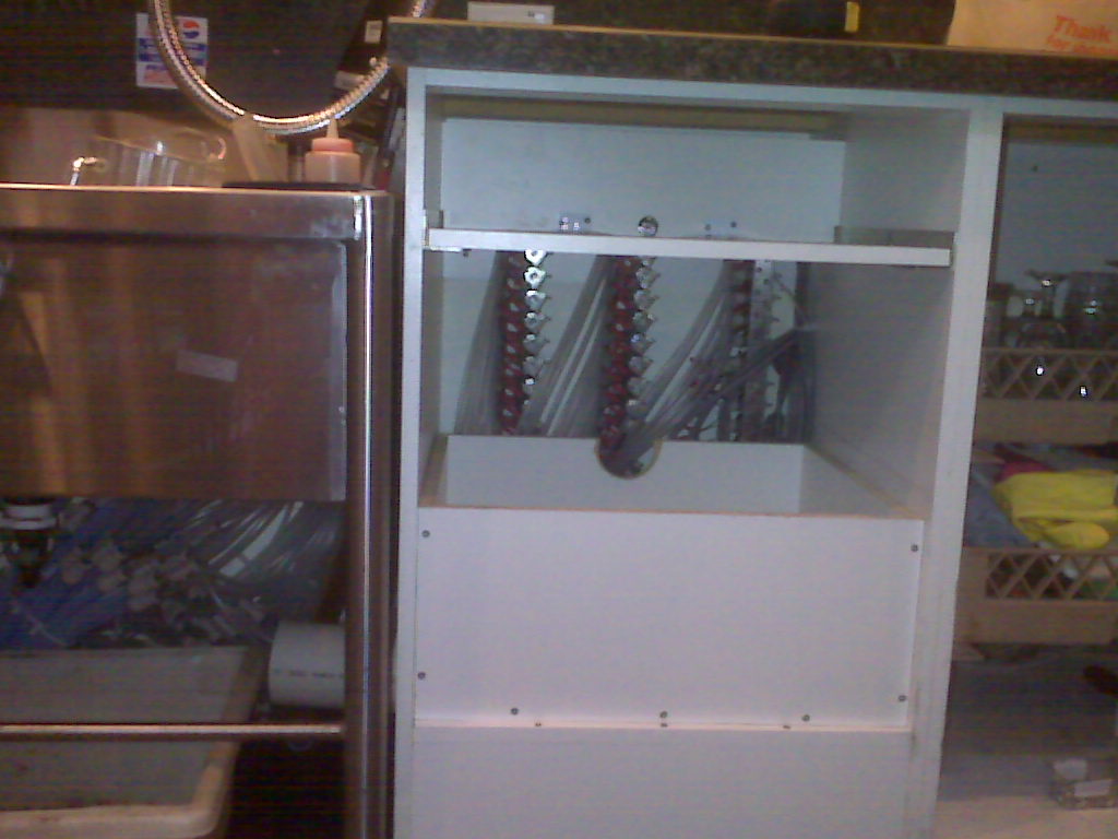 twmi_stn_assembly_2.jpg 68k