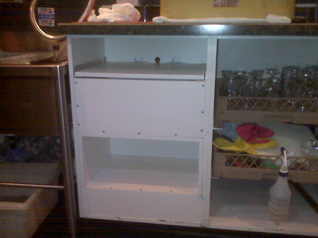 twmi_stn_assembly_3.jpg 68k