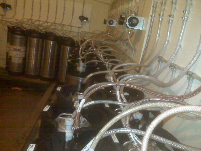 Liquor storage cans from the side view